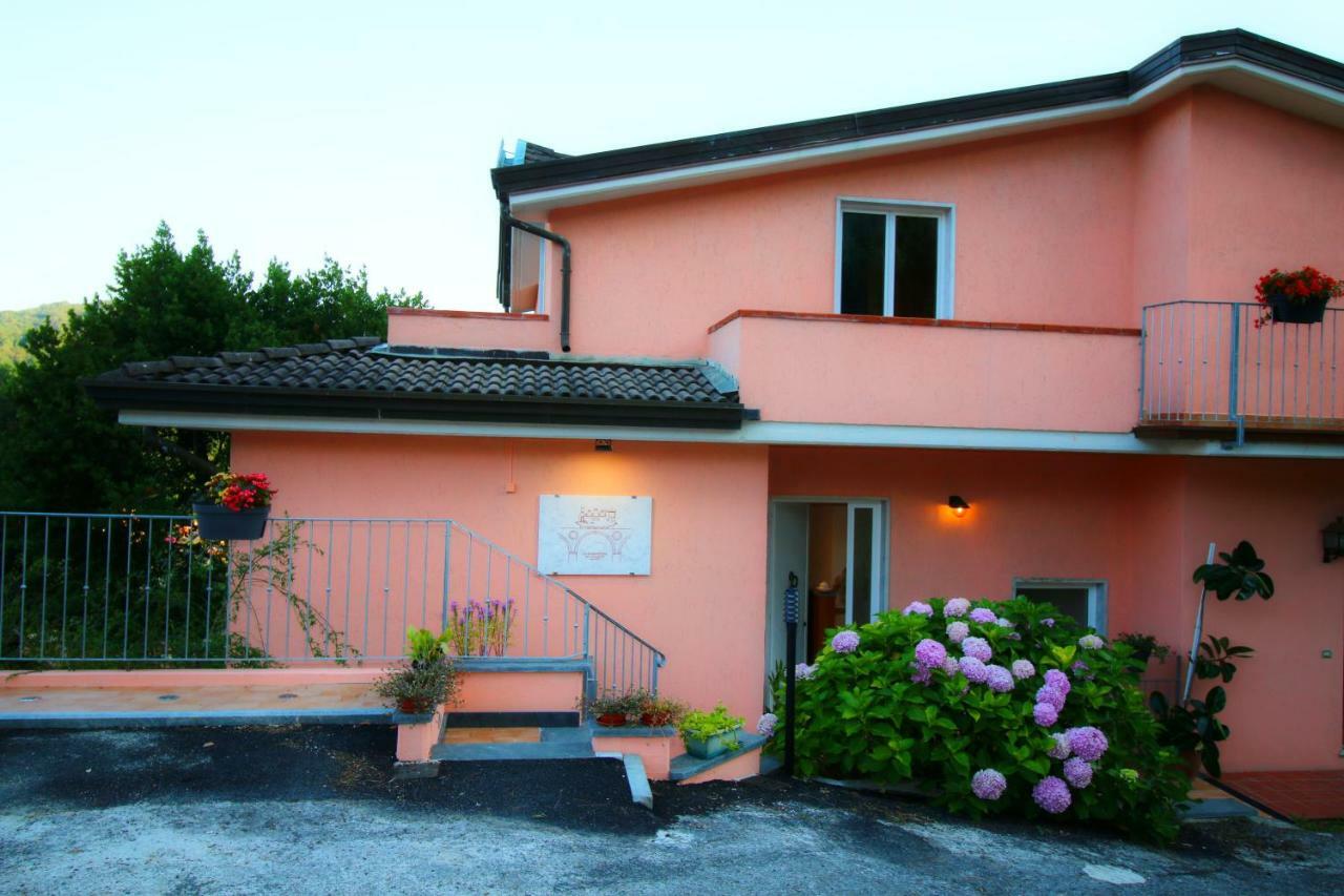 B & B La Marmifera Carrara Buitenkant foto
