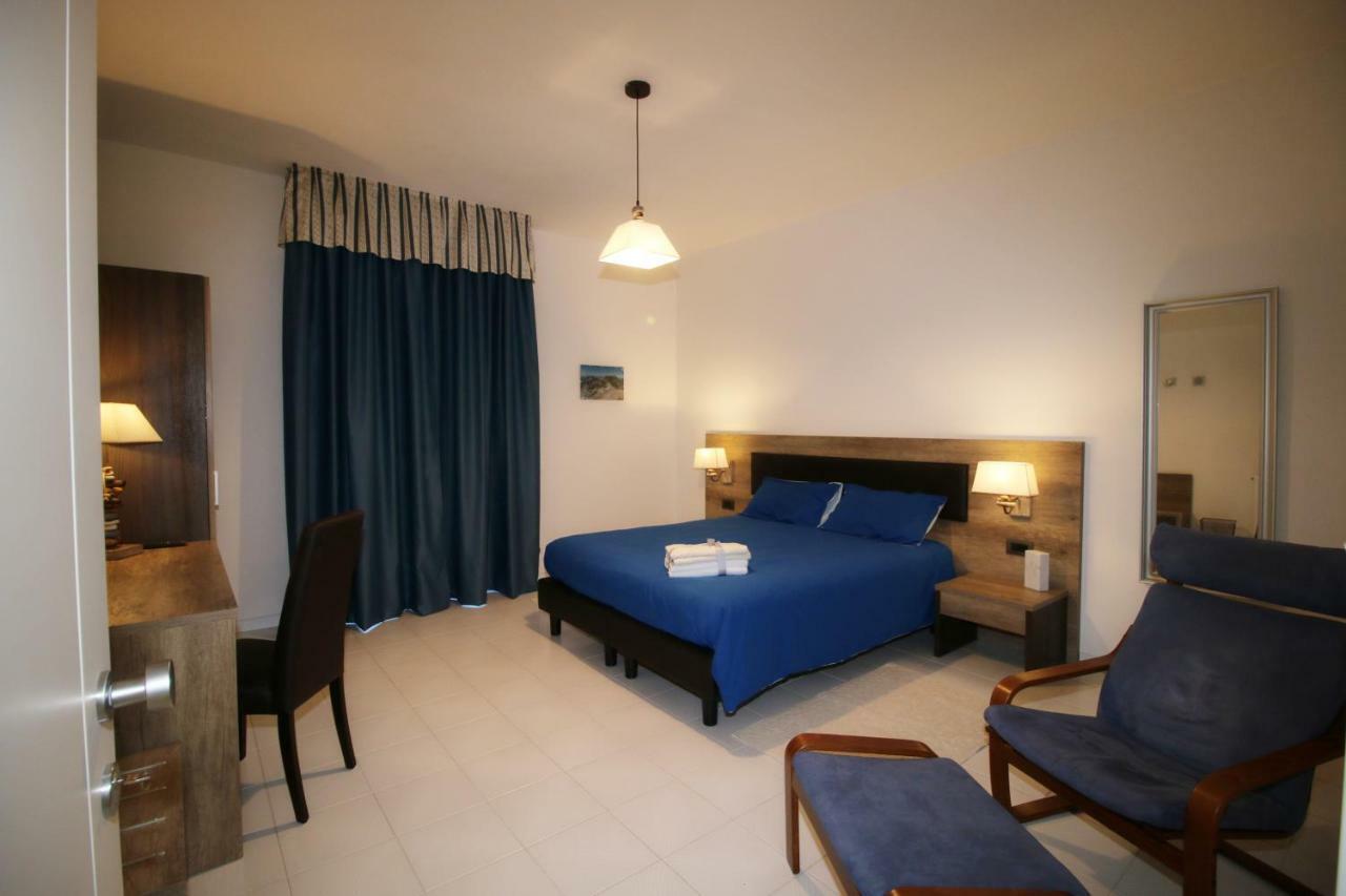 B & B La Marmifera Carrara Buitenkant foto