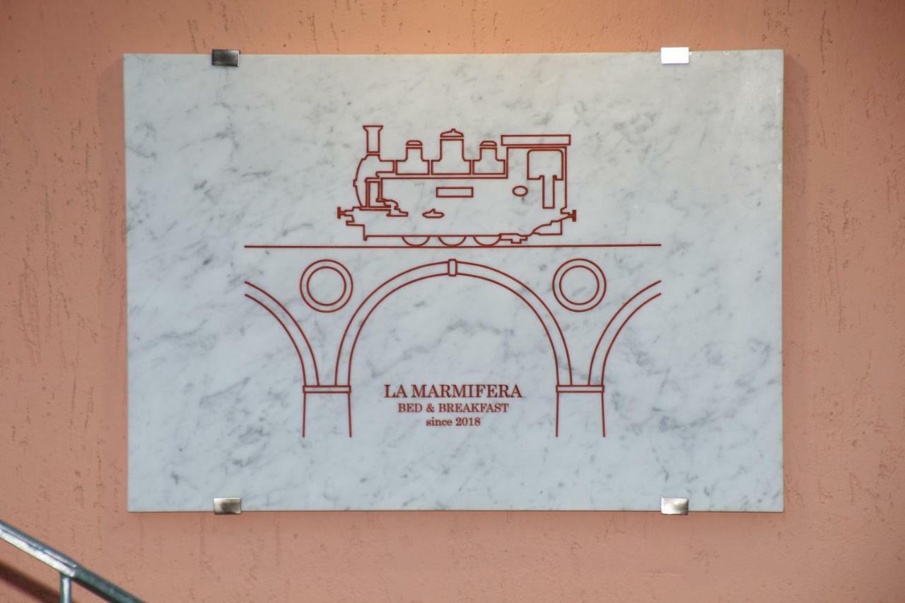 B & B La Marmifera Carrara Buitenkant foto