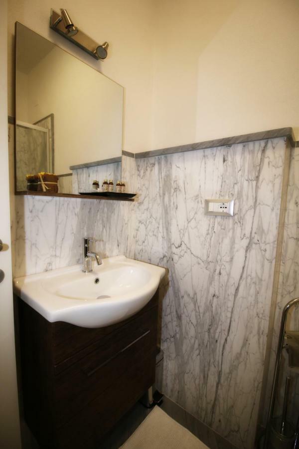 B & B La Marmifera Carrara Buitenkant foto