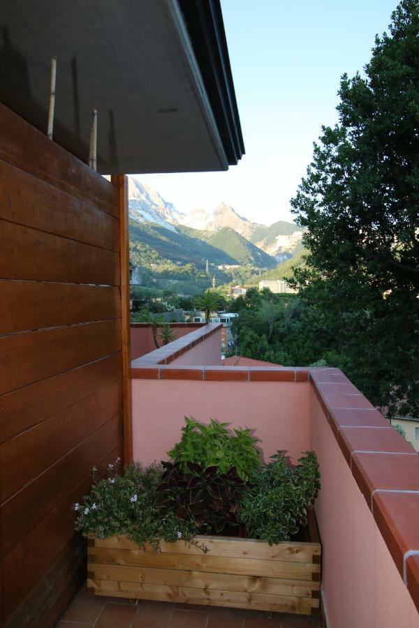 B & B La Marmifera Carrara Buitenkant foto